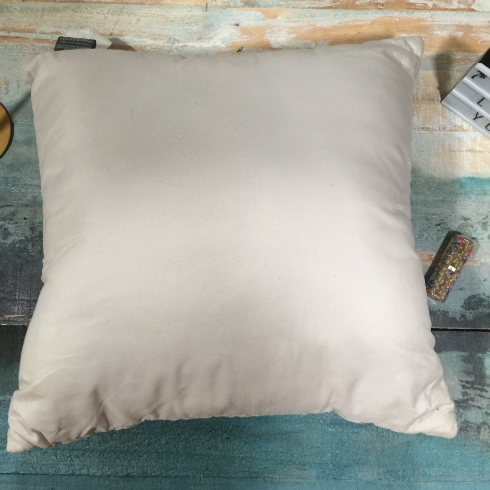 Modern Southern Home Beautiful Decor pillow - Picture 3 of 3